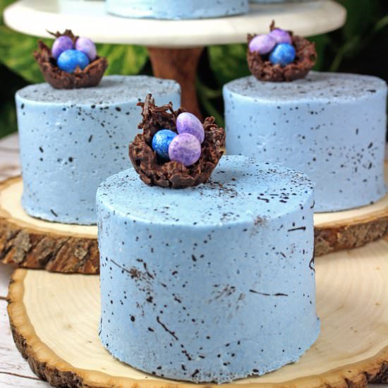 Mini Speckle Cakes for Easter