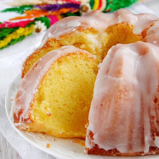 lemon-yogurt cake