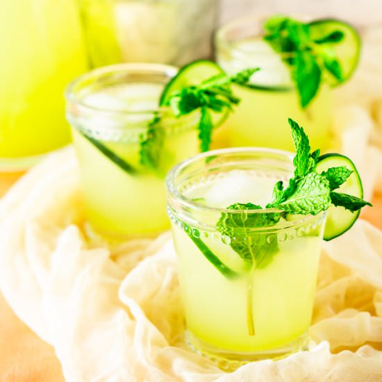 Mint-Cucumber Lemonade
