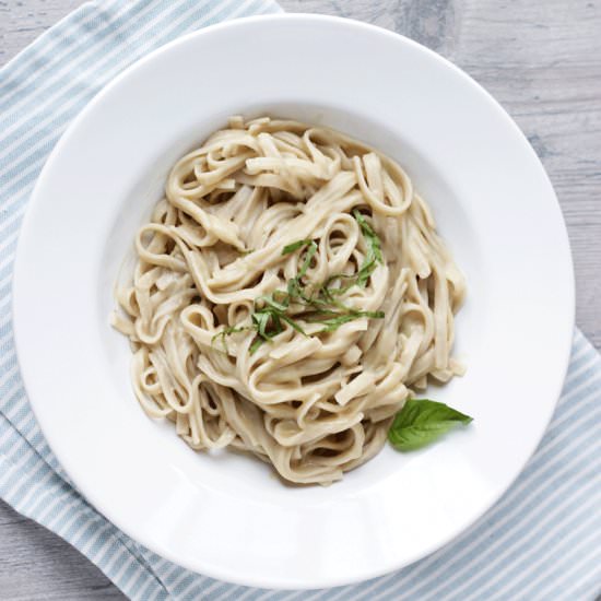 Vegan Cauliflower Alfredo Sauce