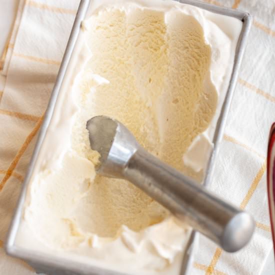 Vanilla Honey Ice Cream