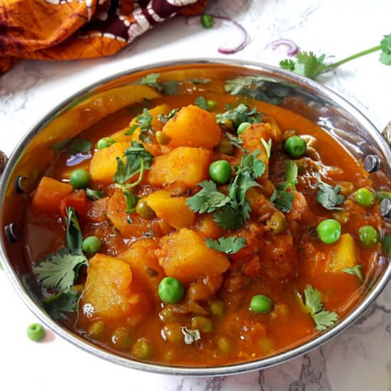 Aloo Matar- Potato and Peas Curry