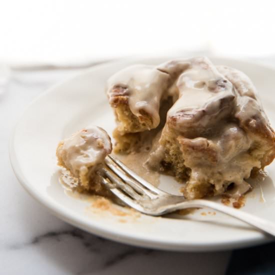 Tiramisu Cinnamon Rolls
