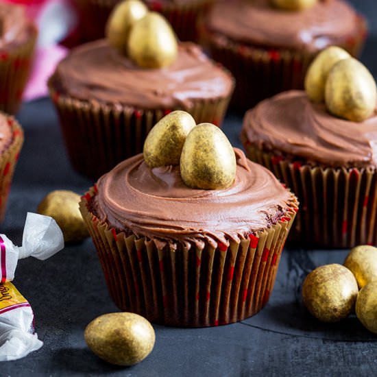 Galaxy Golden Egg Cupcakes