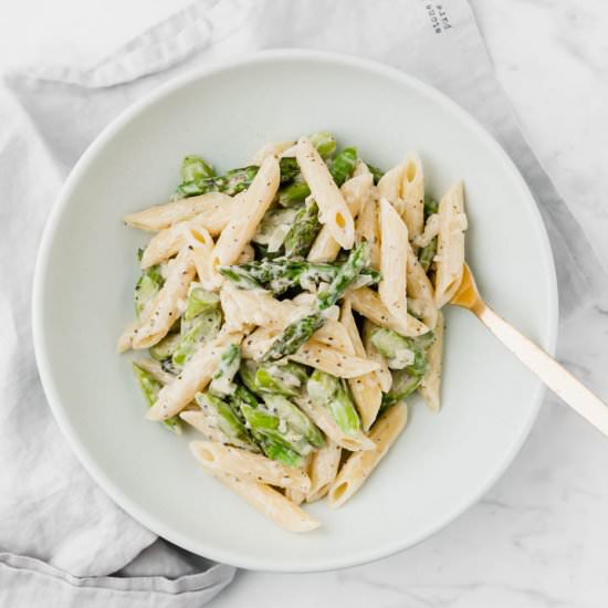 VEGAN CREAMY ASPARAGUS PASTA