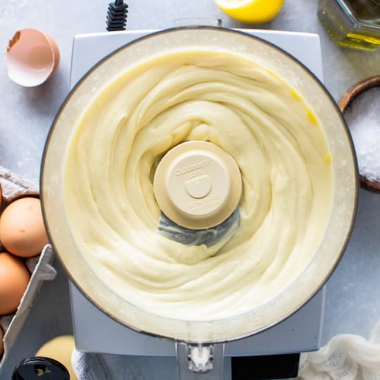 Easy Homemade Avocado Oil Mayo