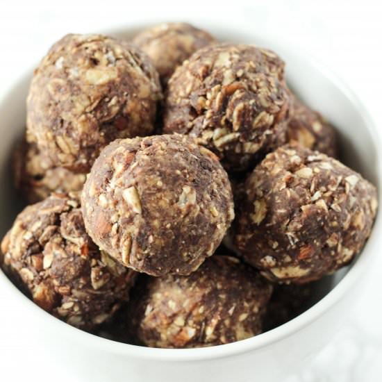 Chocolate Peanut Butter Snack Balls