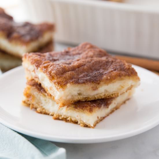 Churro Cheesecake Bars