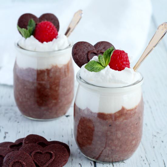Chocolate chia seed pudding