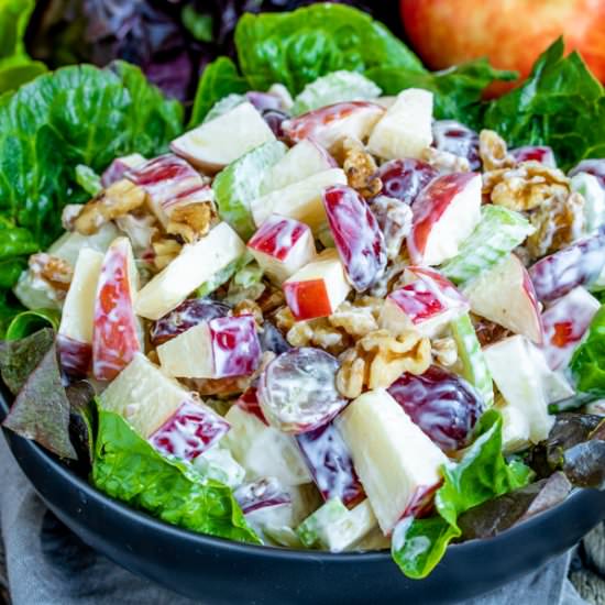 CLASSIC WALDORF SALAD