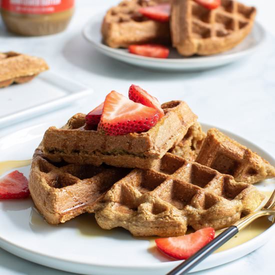 BANANA SUNBUTTER OAT WAFFLES