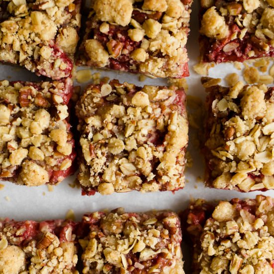 Strawberry Rhubarb Crumb Bars