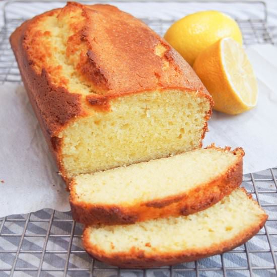 French lemon yogurt cake