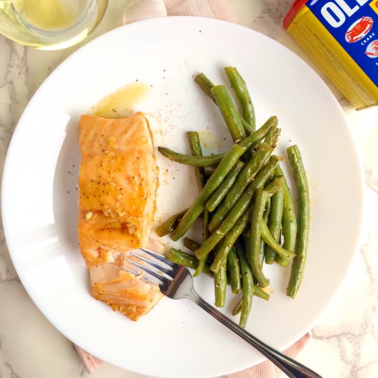 Old Bay Honey Garlic Salmon