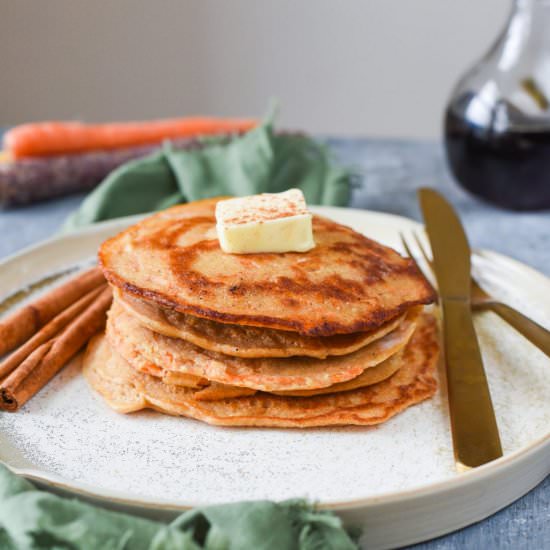 5 Ingredient Carrot Cake Pancakes