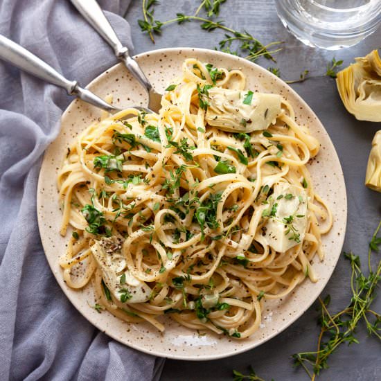 Creamy Spinach Artichoke Pasta