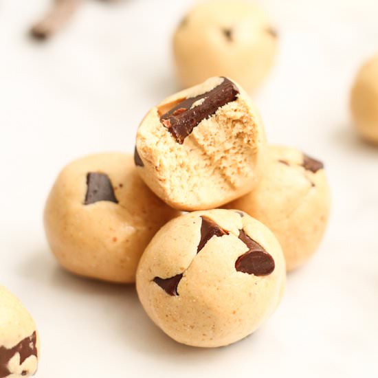 Chocolate Chunk Cookie Dough Protei