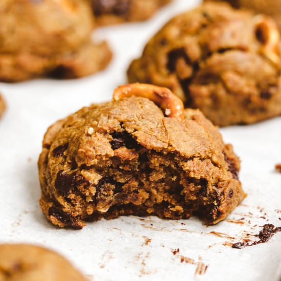 Chocolate Pretzel Chickpea Cookies