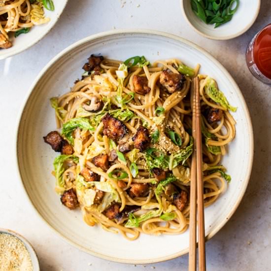 Vegan udon with smoked tofu