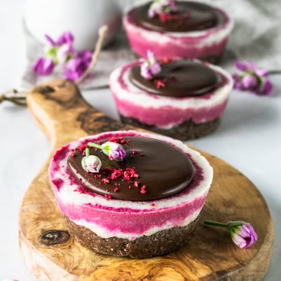 Beet Crystals Vegan Cheesecake