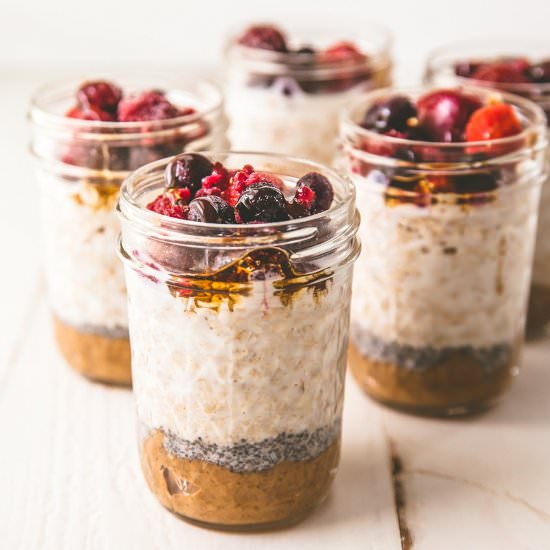 Mason Jar Overnight Oats