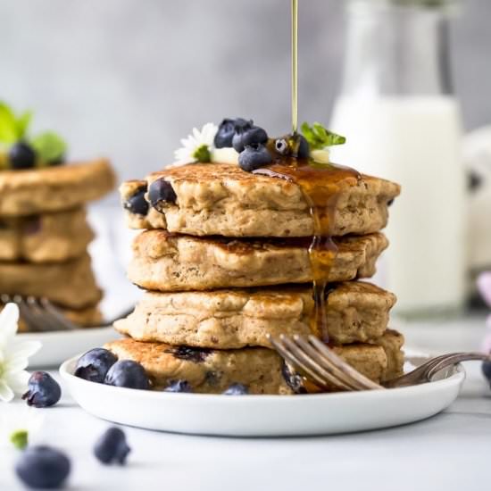 Fluffy Healthy Blueberry Pancakes