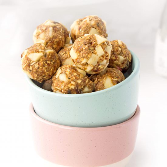 Apple Oat Energy Bites