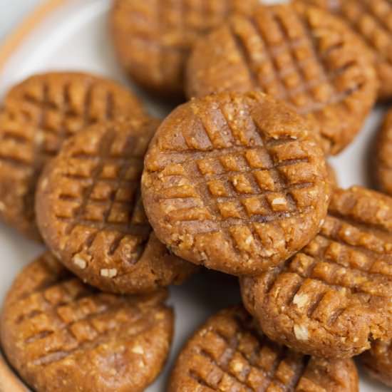 No Bake Peanut Butter Cookies