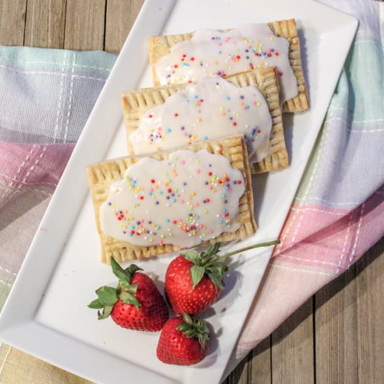 Fresh strawberry pop tarts