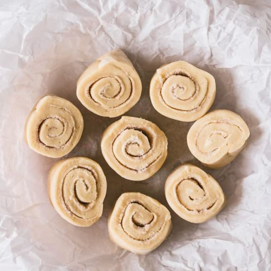 Cardamom Rolls with Bouquet Icing