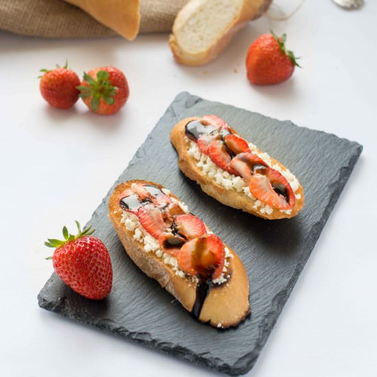 Strawberry and feta bruschetta