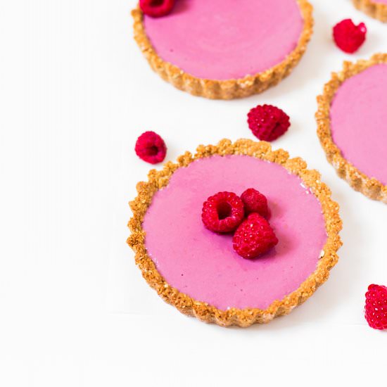 Raspberry Granola Tarts (Vegan)