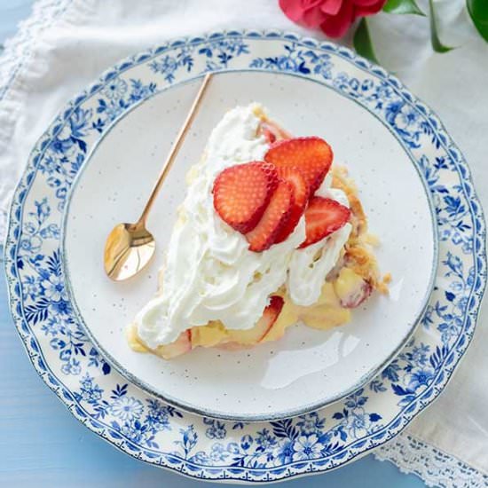 Gluten-Free Strawberry Cream Pie