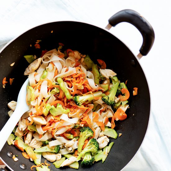 Chicken Stir Fry & Carrot Noodles