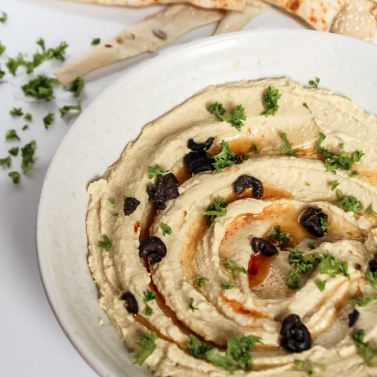 Classic hummus with homemade tahini