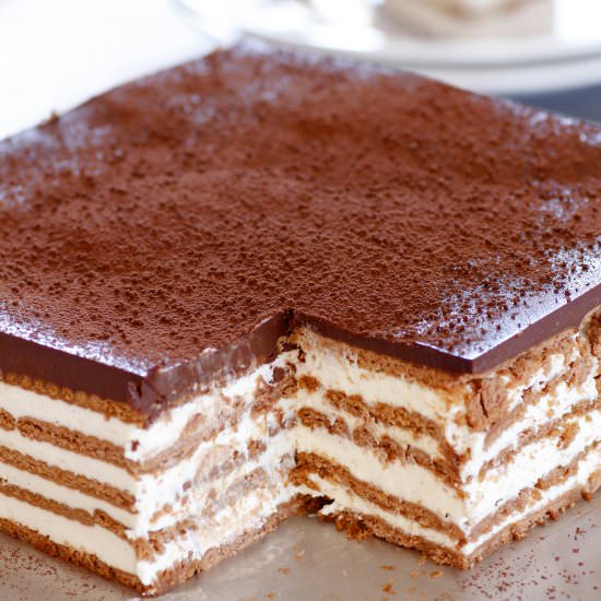 Tiramisu Icebox Cake