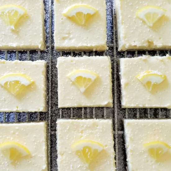 Lemon Cheesecake Yogurt Bars