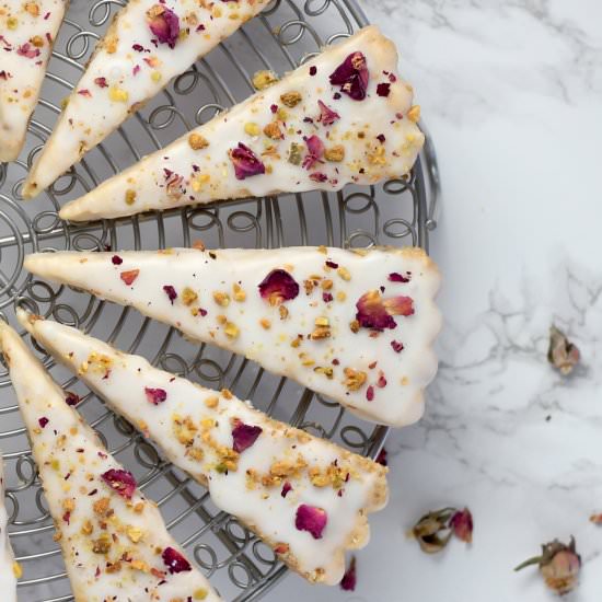 pistachio rose shortbread