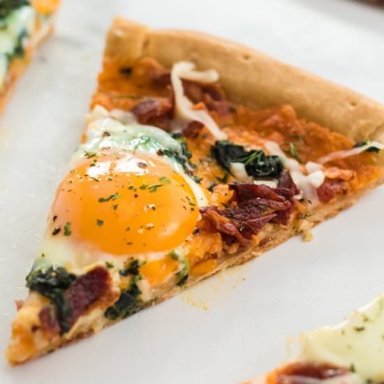 Bacon & Spinach Breakfast Pizza