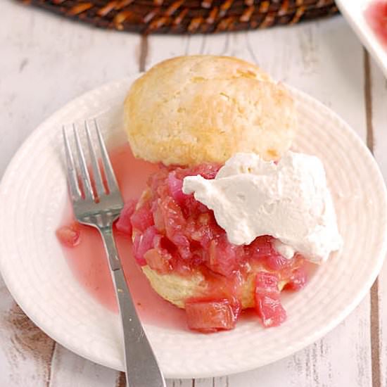 Rhubarb Shortcakes