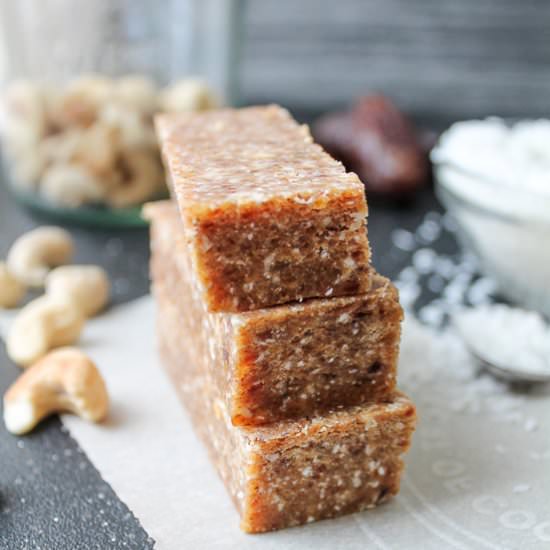 Toasted Cashew Coconut Bars