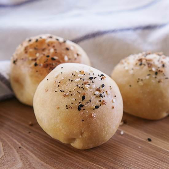 Four Ingredient Stuffed Bagel Bombs