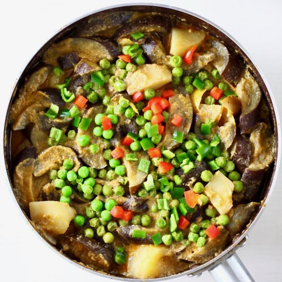 Vegan Thai Massaman Curry