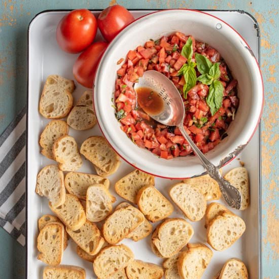 Summer Tomato Bruschetta