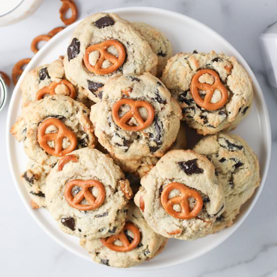 GF Chocolate Chip Pretzel Cookies