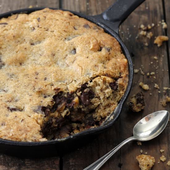 Giant Chocolate Chip Cookie