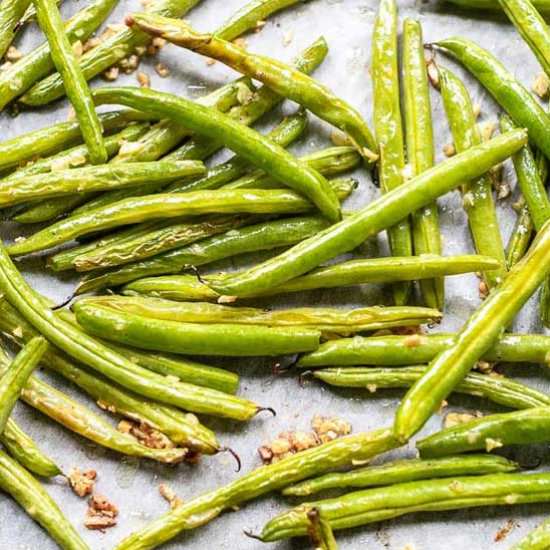 Garlic green beans
