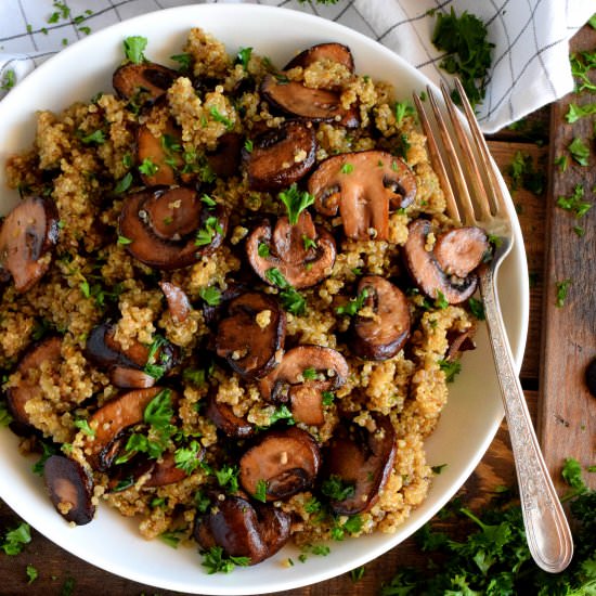 Sautéed Mushroom Garlicky Quinoa
