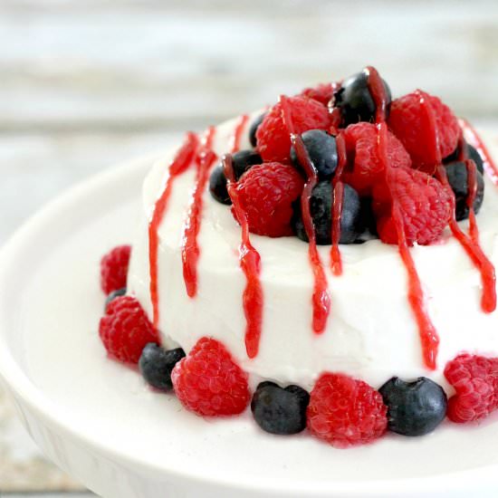 Mini Cake With Fresh Berries