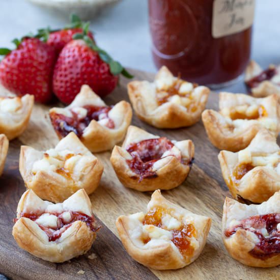 Puff Pastry Bites with Goat Cheese
